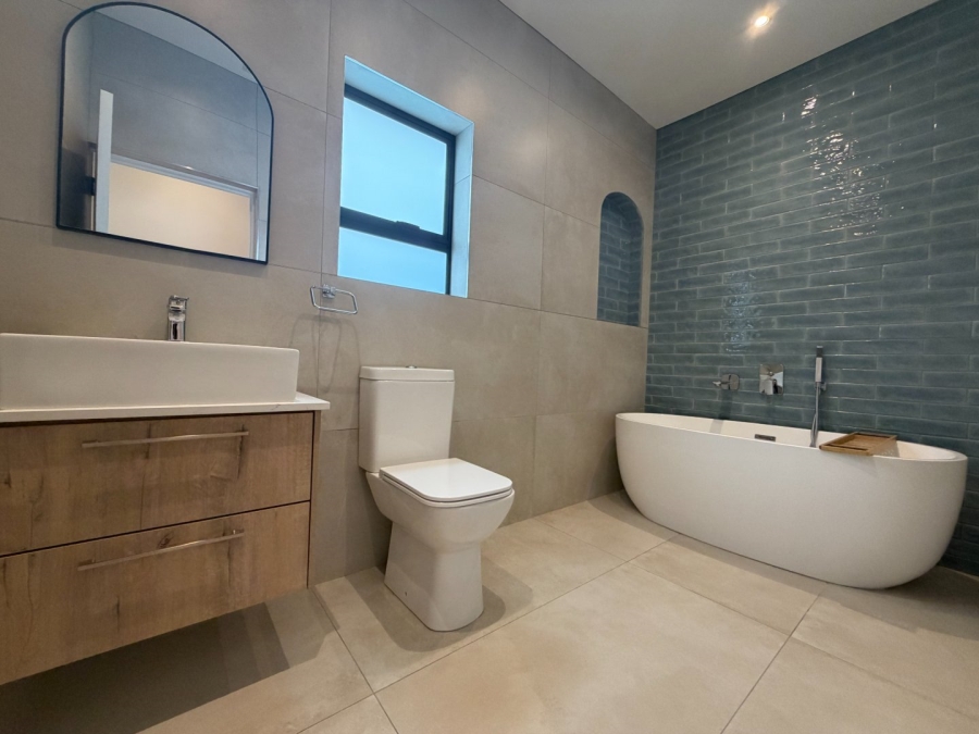 3 Bedroom Property for Sale in Sandown Western Cape
